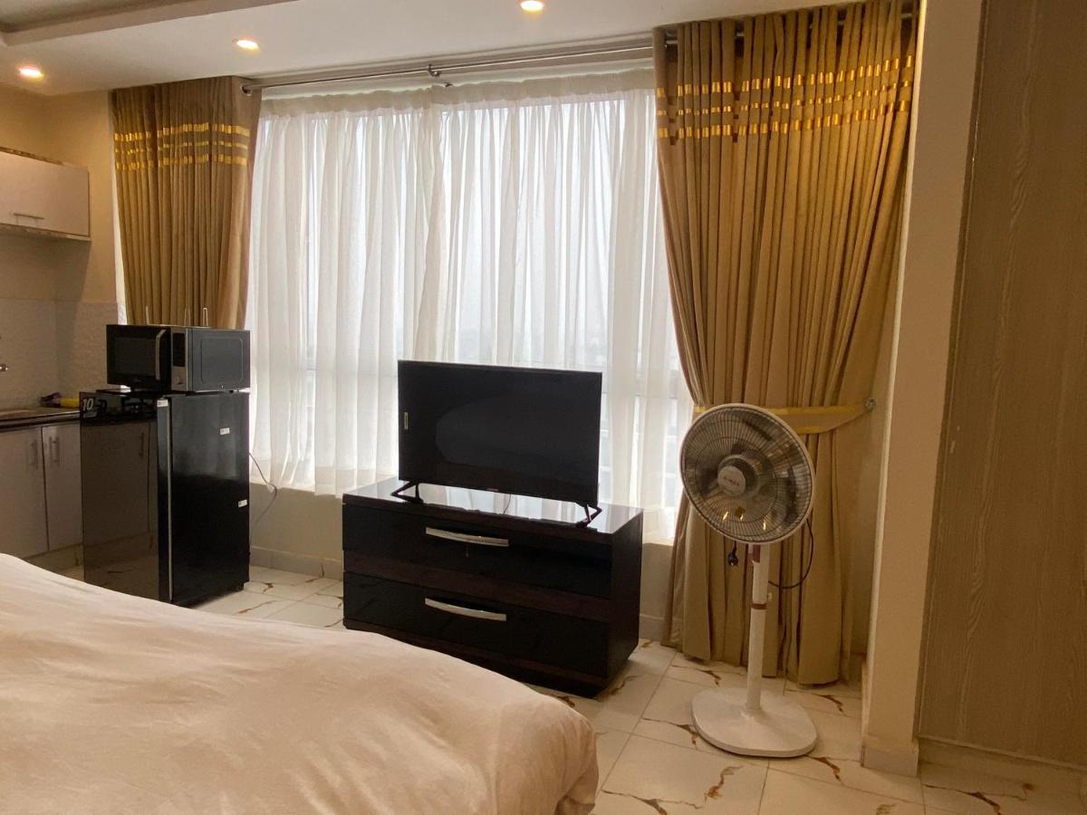Burj Al Bahria Town Luxury Suites 라호르 외부 사진