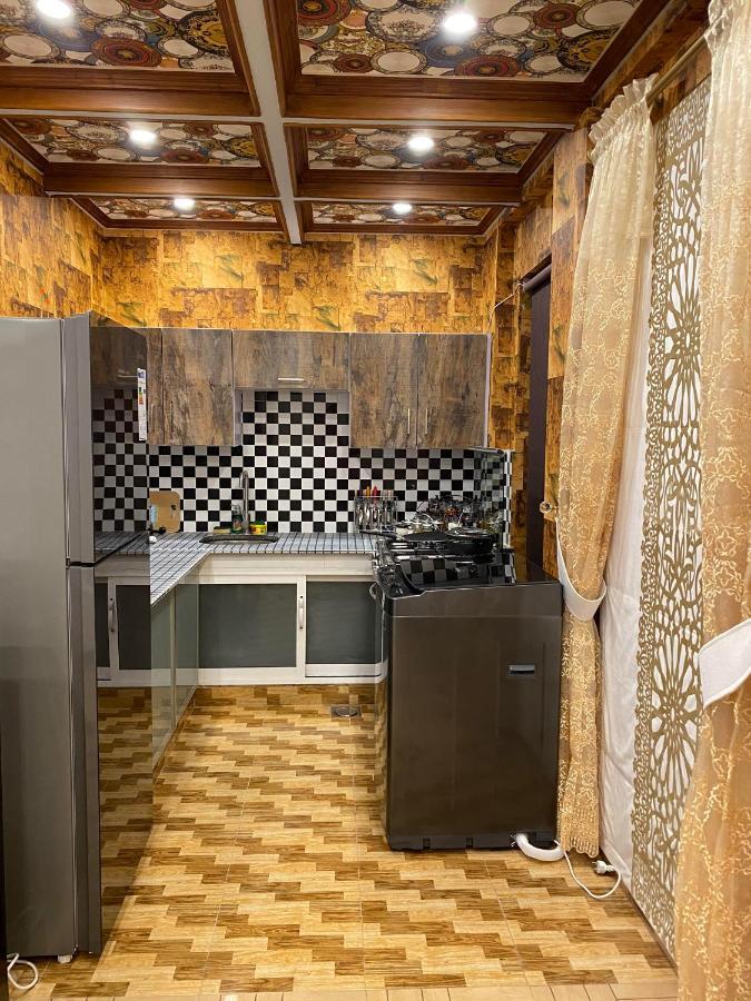 Burj Al Bahria Town Luxury Suites 라호르 외부 사진